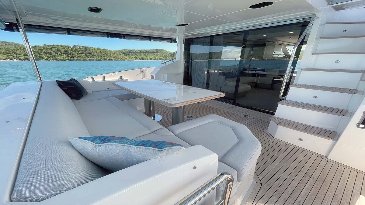 Аренда яхты Azimut 60 Mare на Пхукете